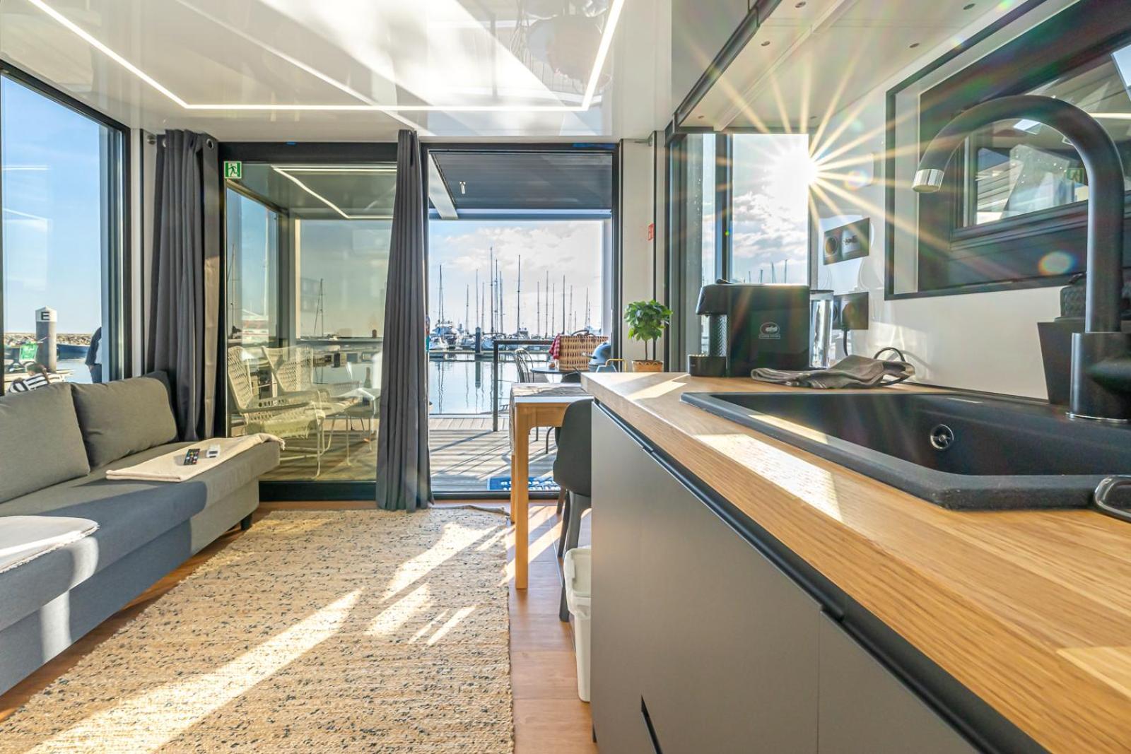 The Homeboat Company Sant'Elmo-カリアリ エクステリア 写真